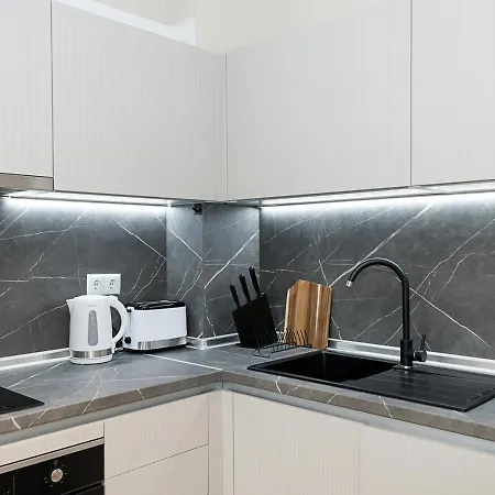 Apartament Stylish With Balcony - Bella Vita, By Flat Mаnаger Warna