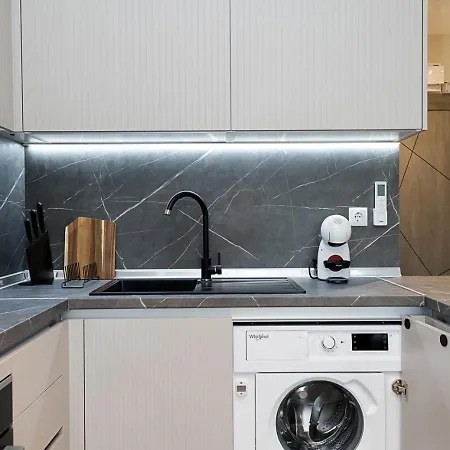 Stylish With Balcony - Bella Vita, By Flat Mаnаger Daire